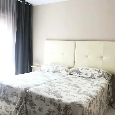 Pisos Centro Апартаменты Рибадеселья